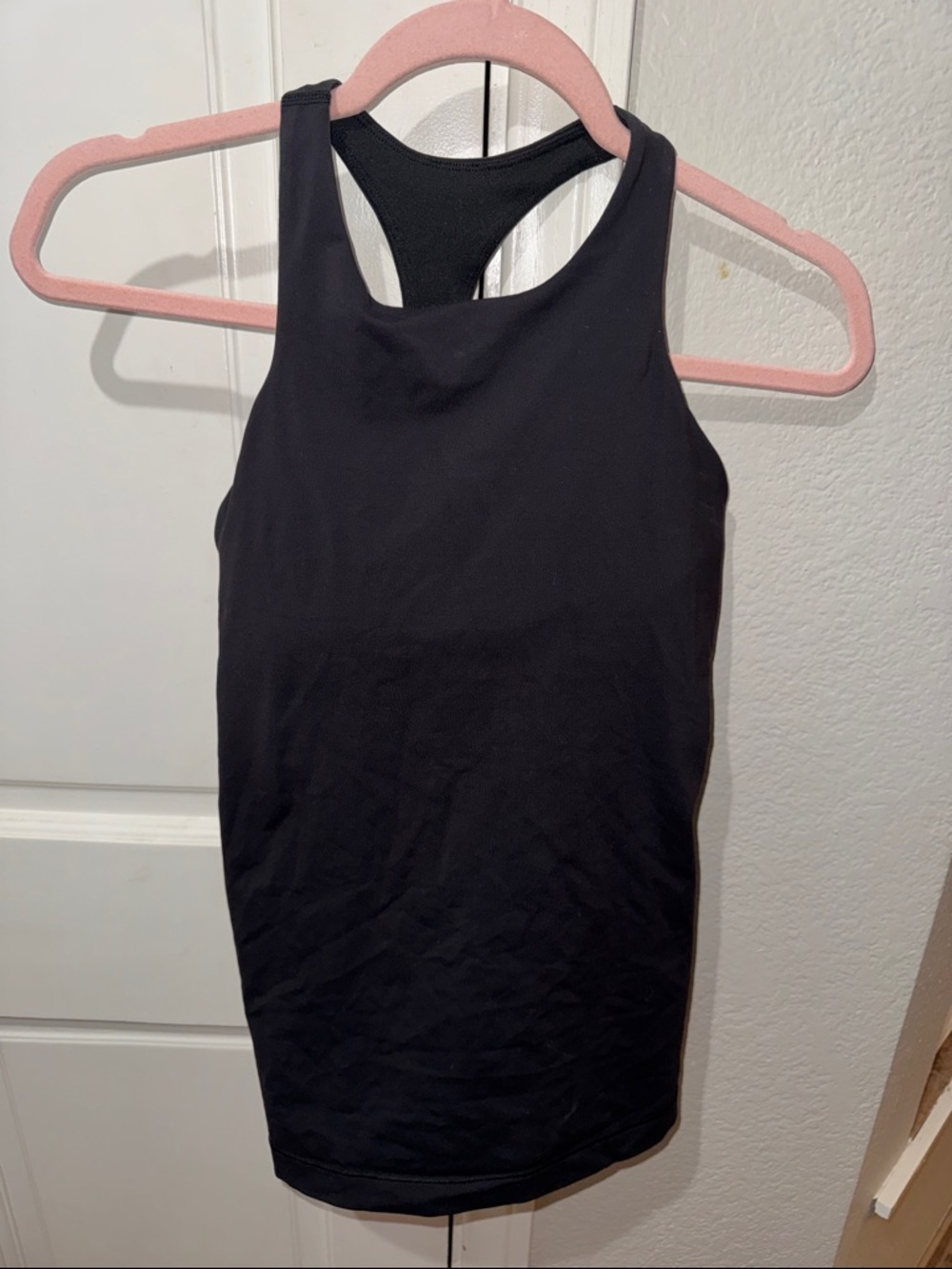 Lululemon racer back black tank top size 6